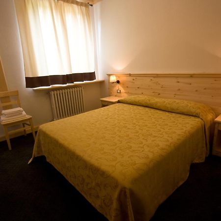 Sport Hotel Prodongo Brallo Di Pregola Phòng bức ảnh
