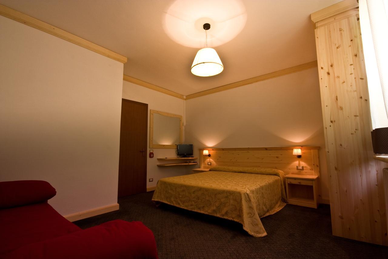 Sport Hotel Prodongo Brallo Di Pregola Ngoại thất bức ảnh